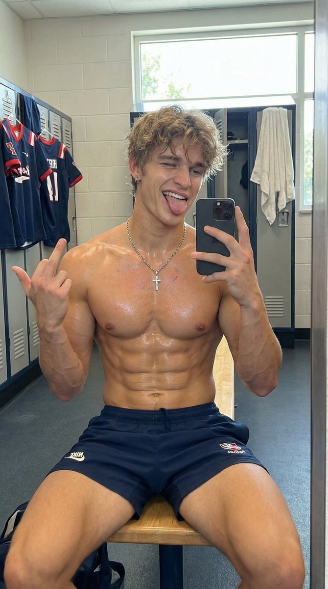 Candid Gym Mirror Selfie Prompt