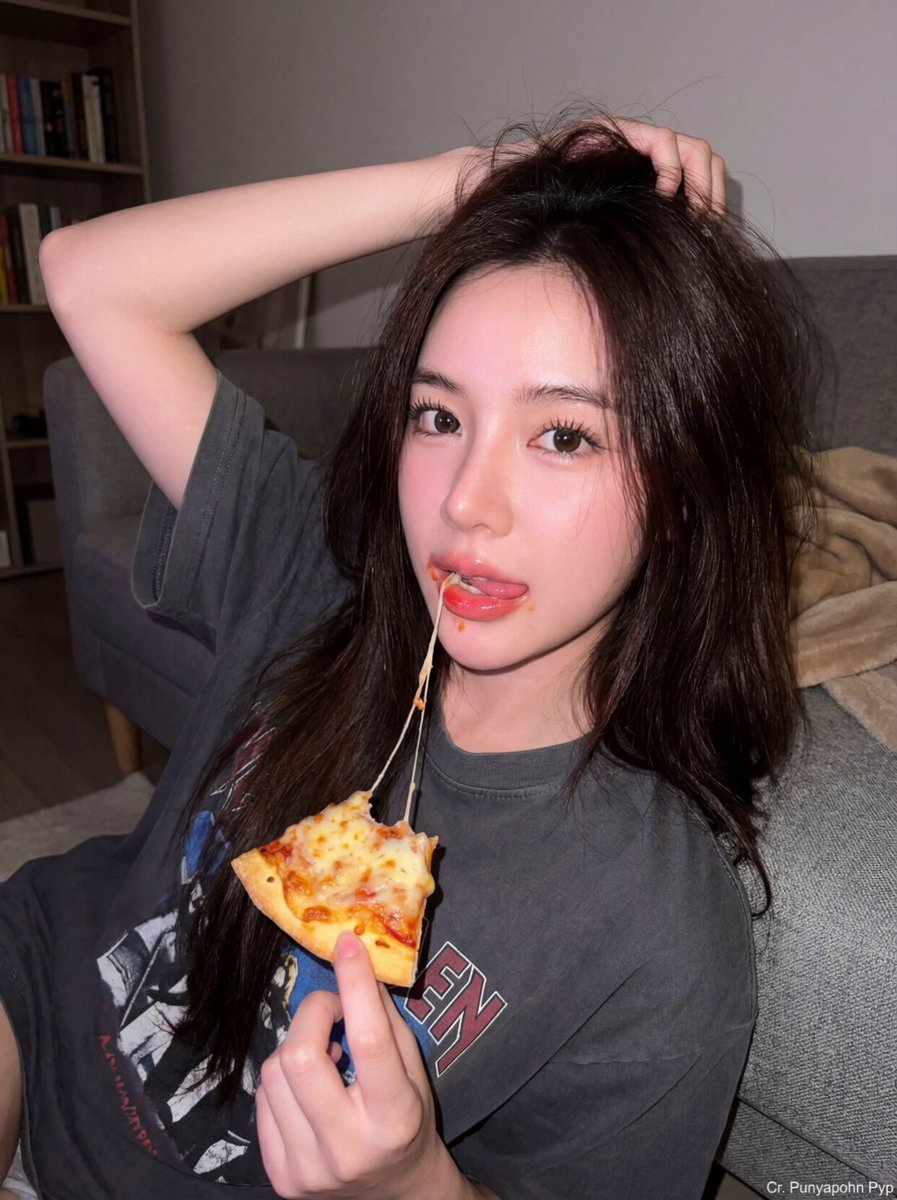 Cinematic Video Prompt: Woman Eating Pizza