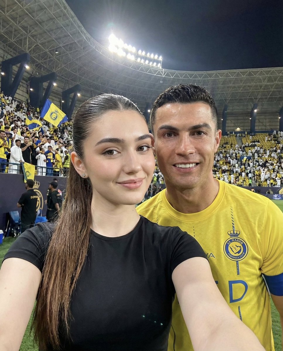Ronaldo Stadium Selfie Identity Preservation Prompt