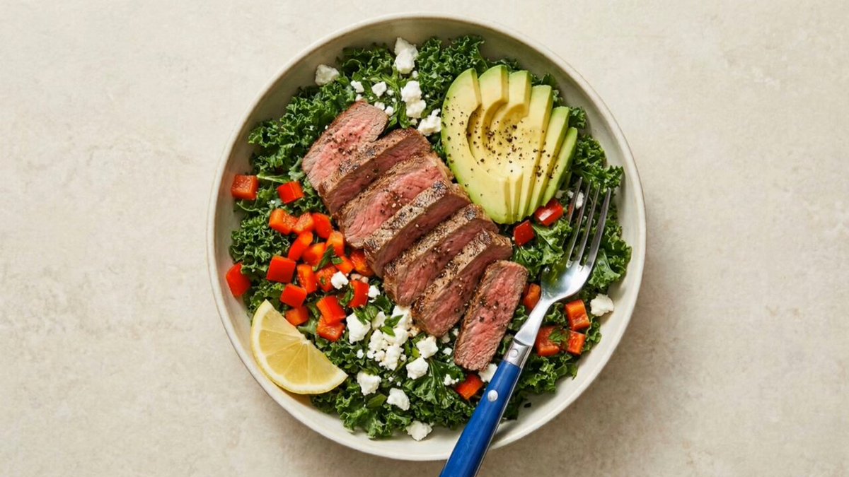 Food Photography and Exploded Diagram Prompts for Steak Salad